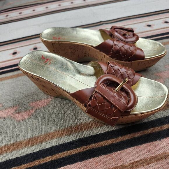 NIKE LAB G SERIES Brown Basketweave Buckle Metallic Gold Comfort Sandals Women's - Picture 6 of 8